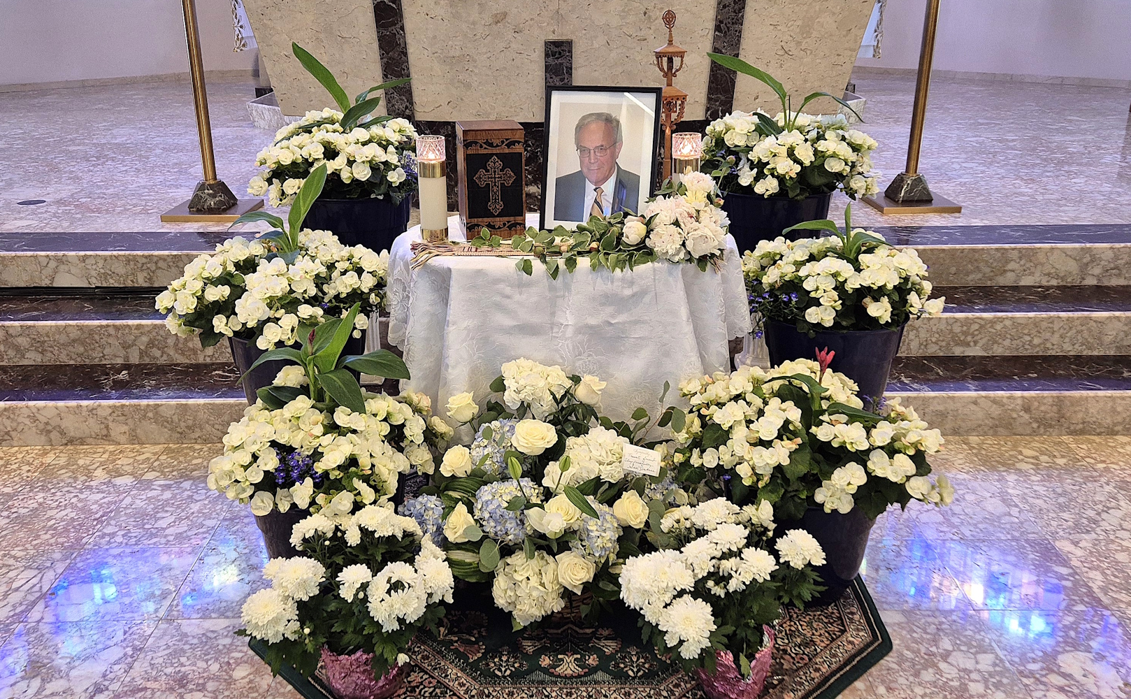 Eligijaus Simo Sužiedėlio laidotuvių šv. Mišios